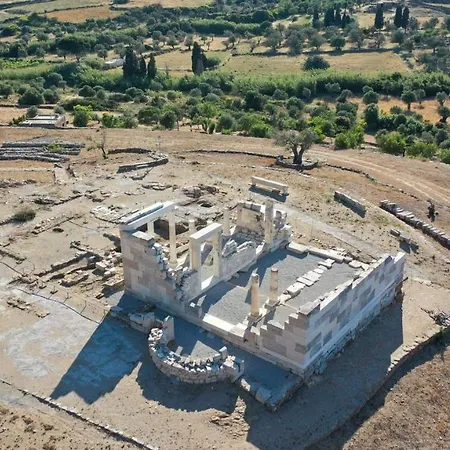 Xerolithos Natural Living אכסניה *