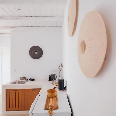 Xerolithos Natural Living אכסניה *