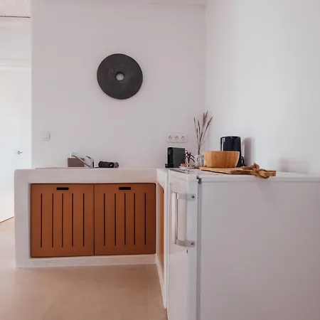 אכסניה Xerolithos Natural Living Kato Sangrion