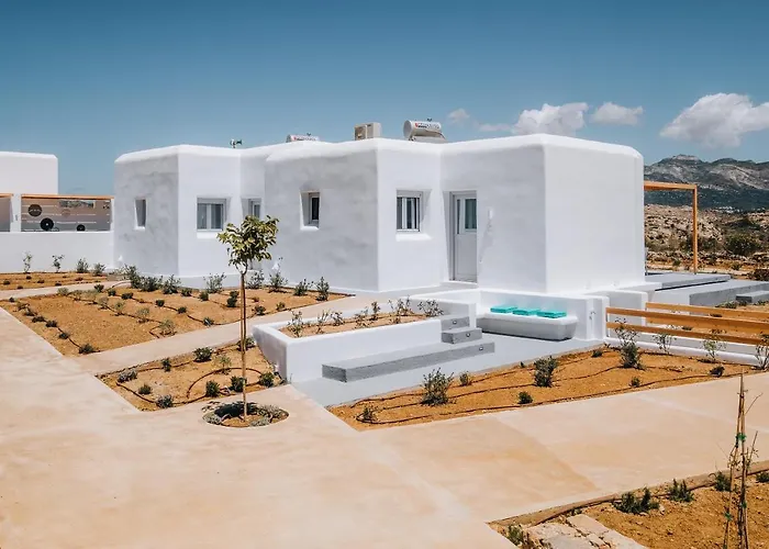 Xerolithos Natural Living Orman Evi *