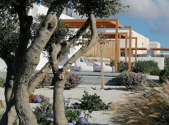 Xerolithos Natural Living * Kato Sangrion