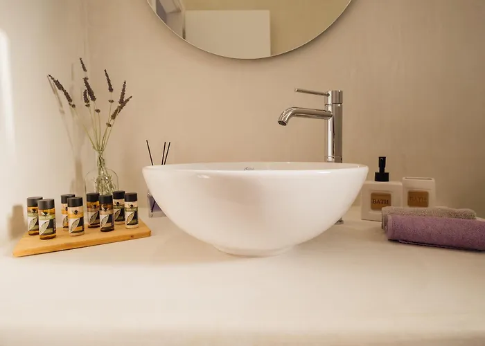 Xerolithos Natural Living * Kato Sangrion