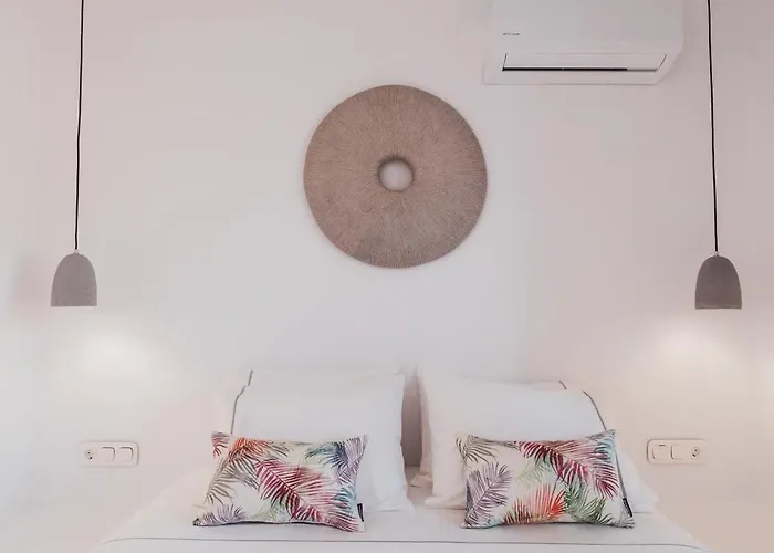 Xerolithos Natural Living Orman Evi