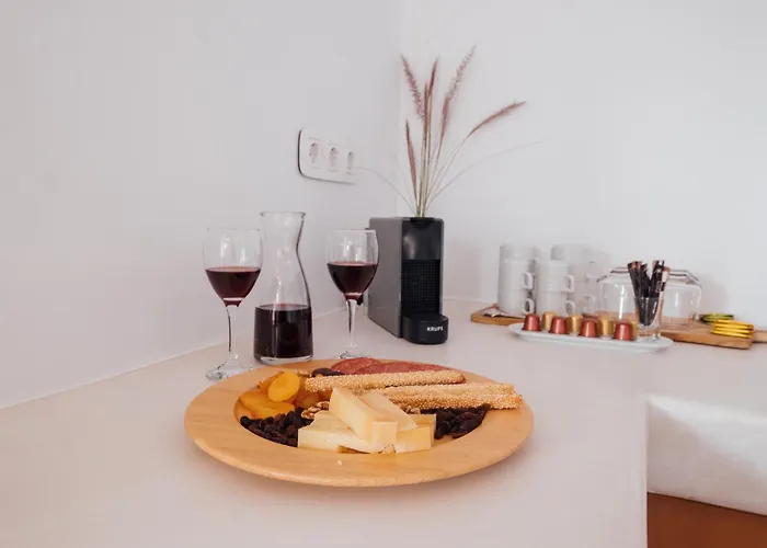 Xerolithos Natural Living Orman Evi *