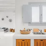 אכסניה Xerolithos Natural Living