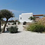 אכסניה Xerolithos Natural Living Kato Sangrion