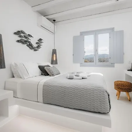 Xerolithos Natural Living Hytte