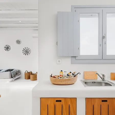 Jaktstuga Xerolithos Natural Living