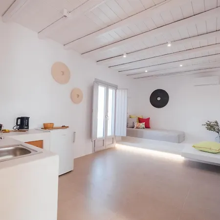 Xerolithos Natural Living Jaktstuga *