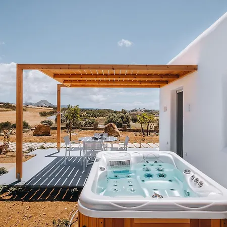 Xerolithos Natural Living Lodge *