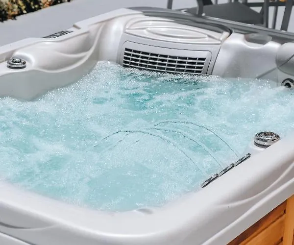 Xerolithos Natural Living Jaktstuga