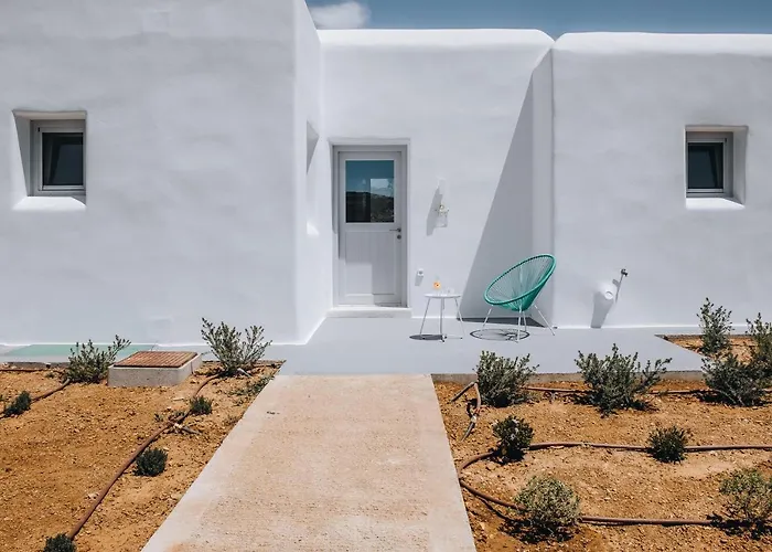 Xerolithos Natural Living Jaktstuga Kato Sangrion